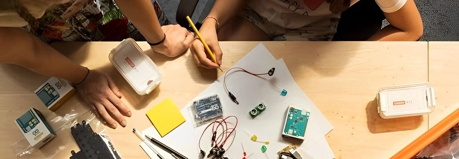 extracurricular-tecno